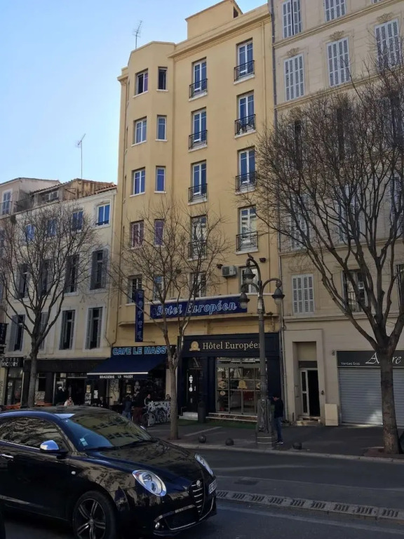 London Connection Hostel