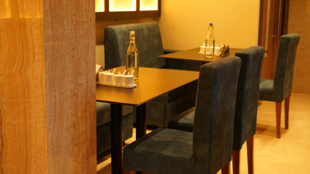 TGS Dine Inn