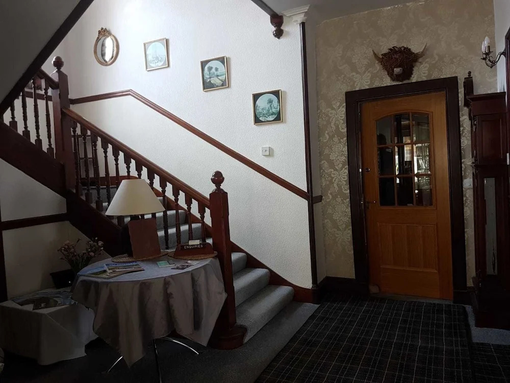 Cromarty View Guest House Accommodations & B&B