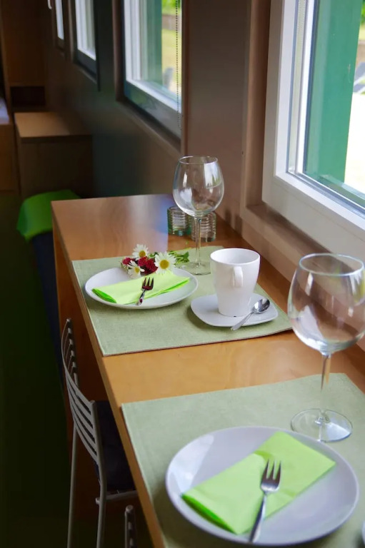 Urlaubsbahnhof-Schlafwagen