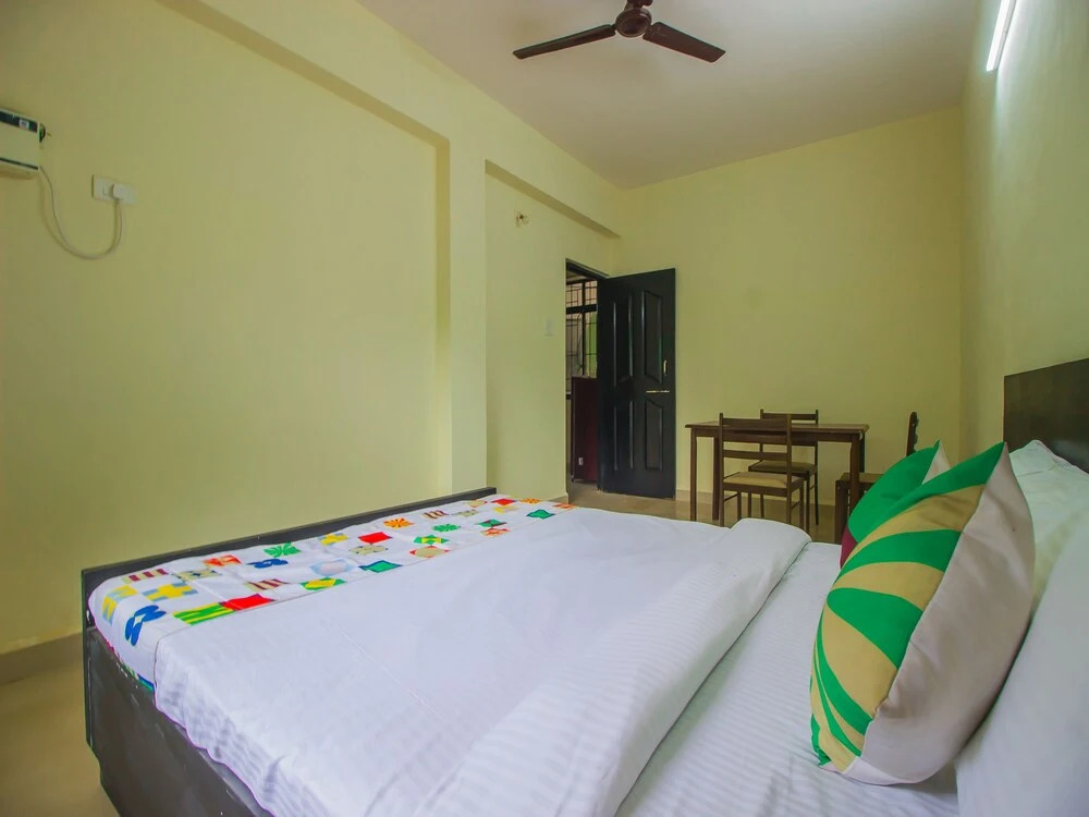 OYO 16698 Home Field View 2BHK Utorda