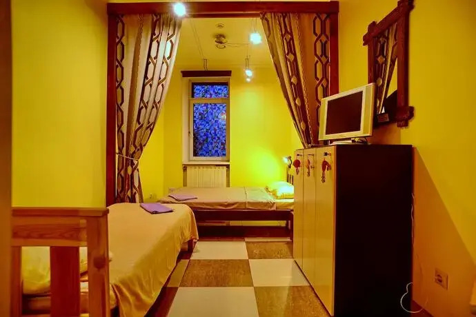 Hostel 3952