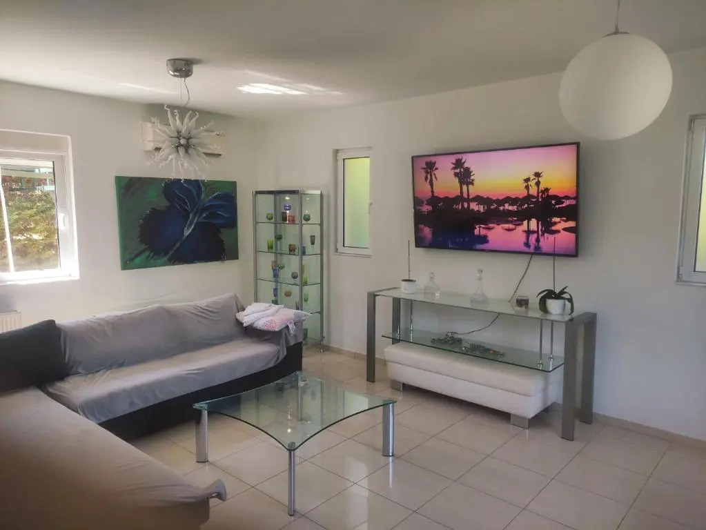 Sunnyside Villa 2King BR Free Parking Near Beach