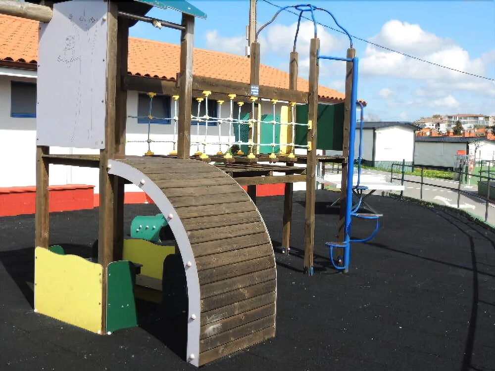 Camping Derby Loredo by Mola