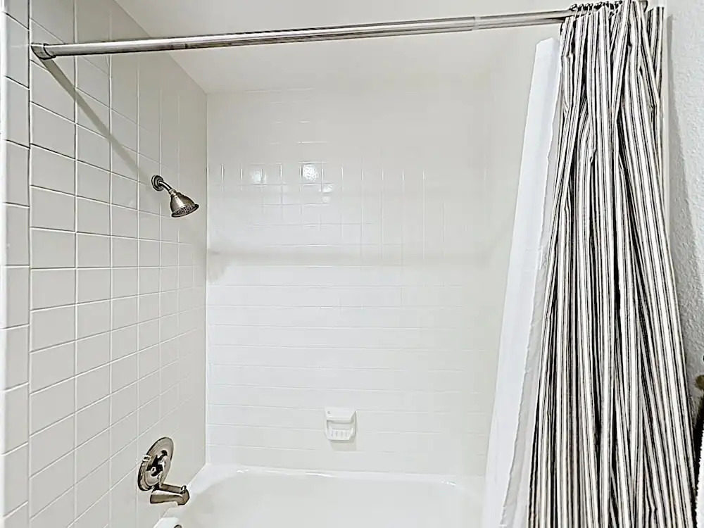 New Listing! Modern - Steps To Gondola! 2 Bedroom Condo