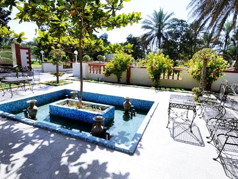 Green Oasis Hotel