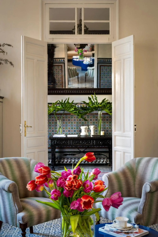 Villa Alfonso, Restored Palace House with gardens and Monuments Views