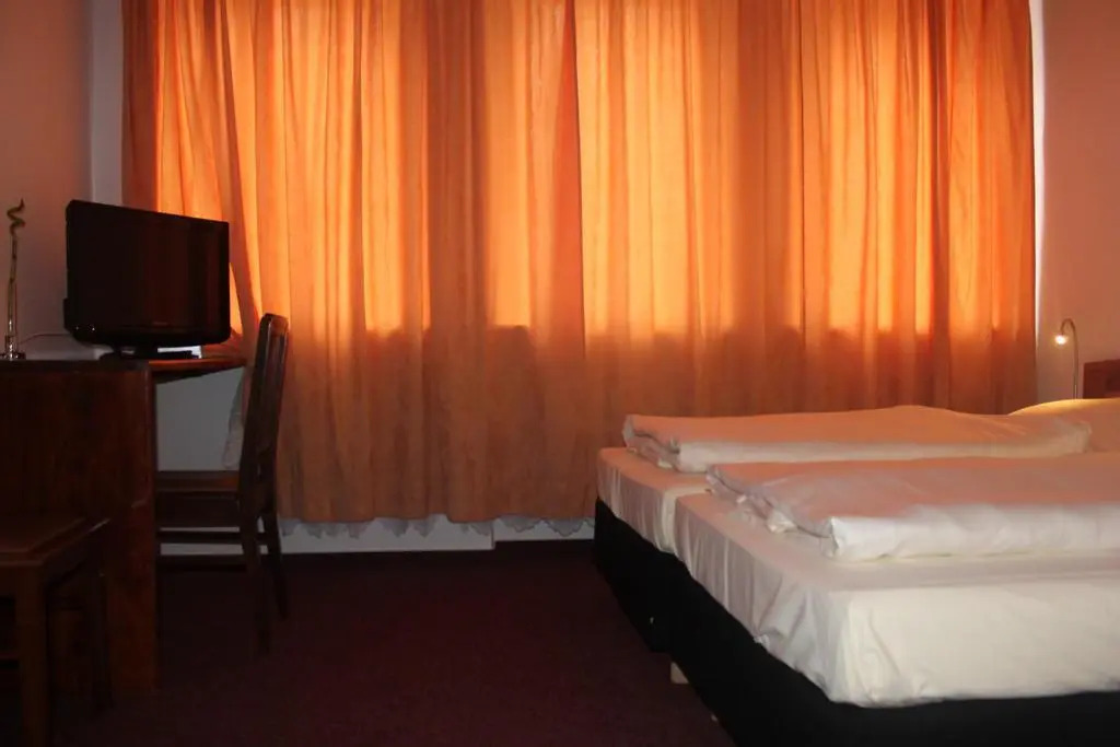 Hotel Charlton
