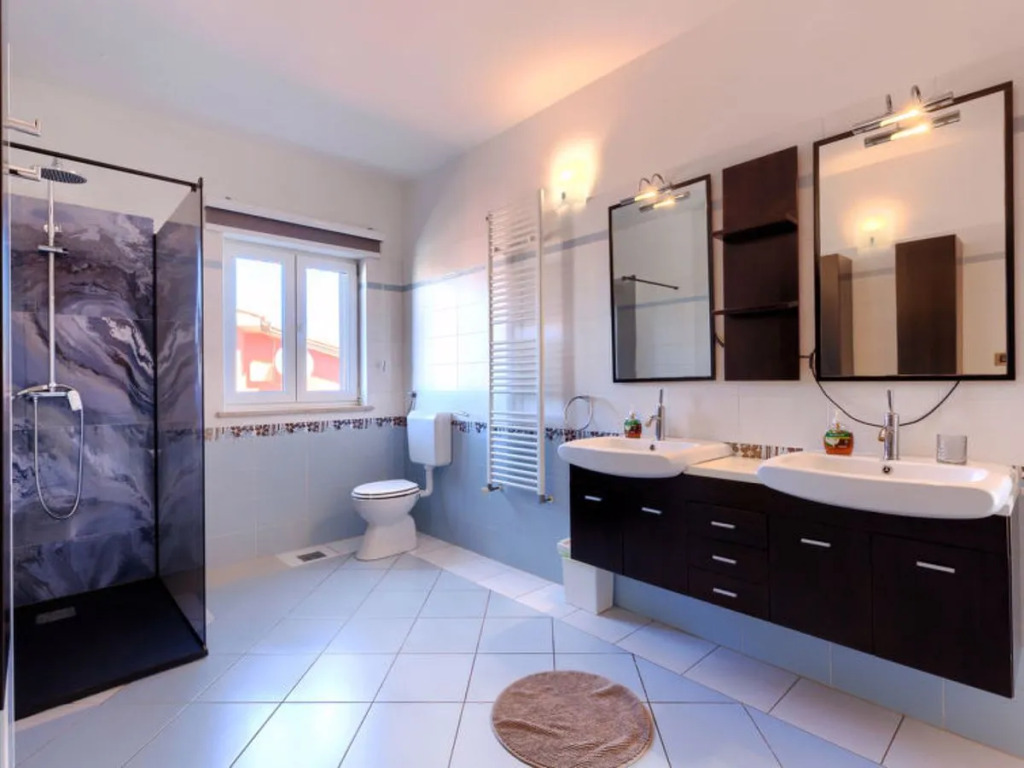 Holiday Home Lana by Interhome