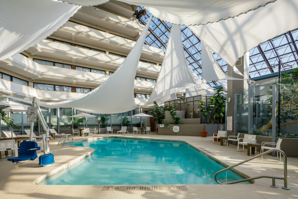 DoubleTree by Hilton Rochester