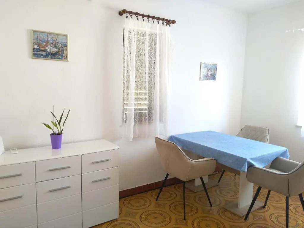 Apartments Vrsalovic