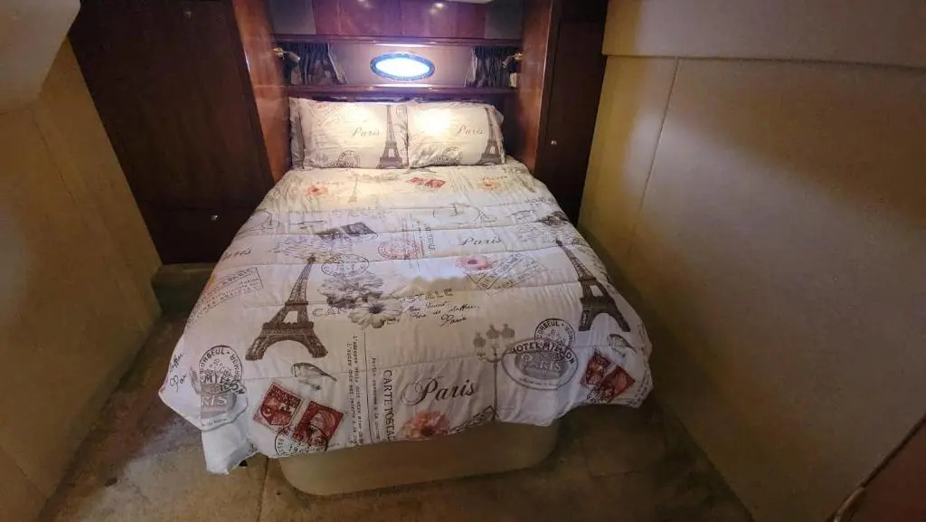 Yachta Yachta Yachta on the wata island and cruise rental