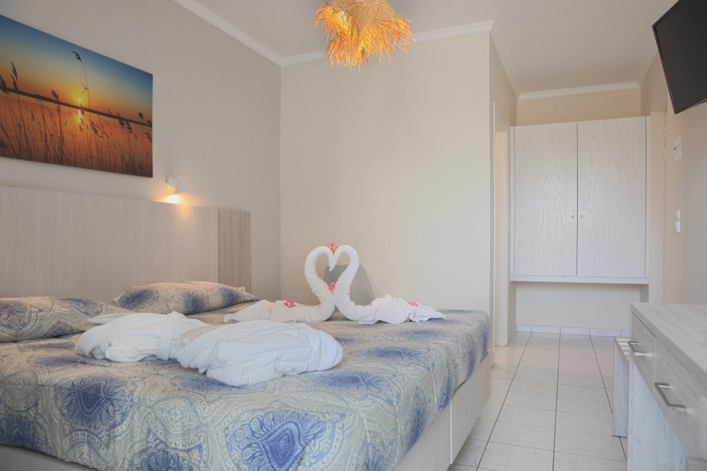 Hotel Tigakis Star