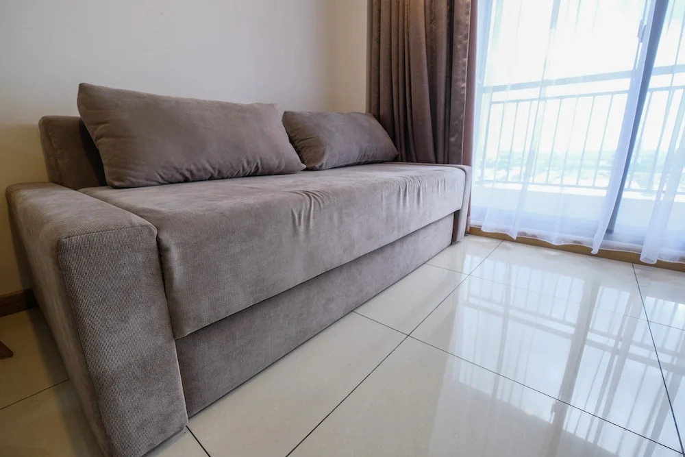1BR Midtown Signature Apartment with Sofa Bed
