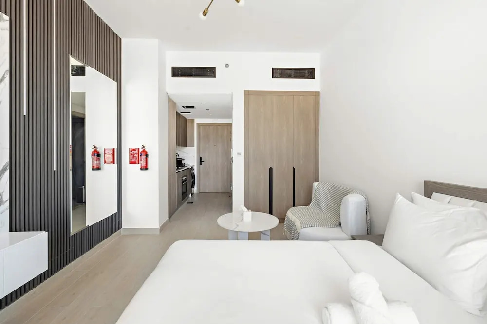 Chic Studio in new Residence With Pool Sauna gym