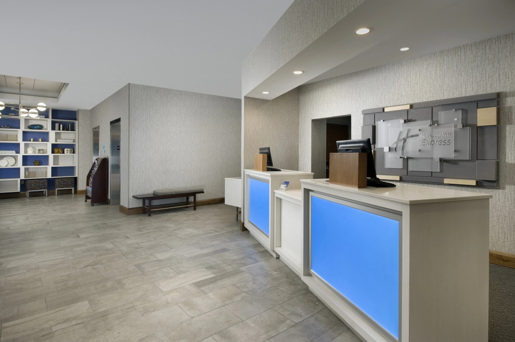 Holiday Inn Express Baltimore at the Stadiums by IHG