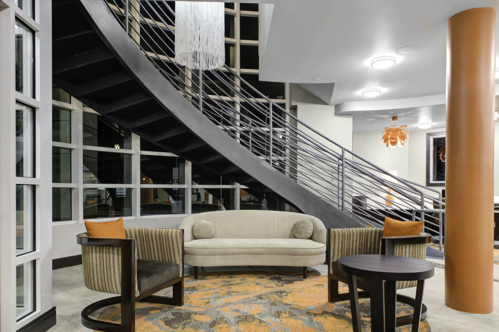 Holiday Inn Windsor - Wine Country by IHG
