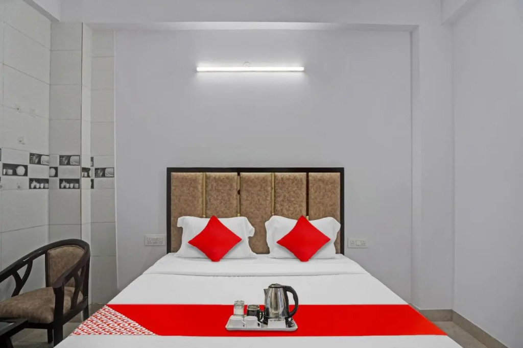 Flagship 701023 Raj Residency