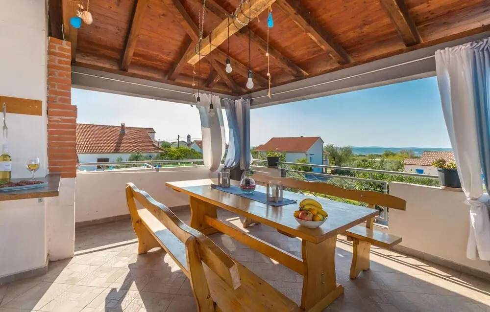 Stunning Home in Tinj With 3 Bedrooms, Wifi and Outdoor Swimming Pool