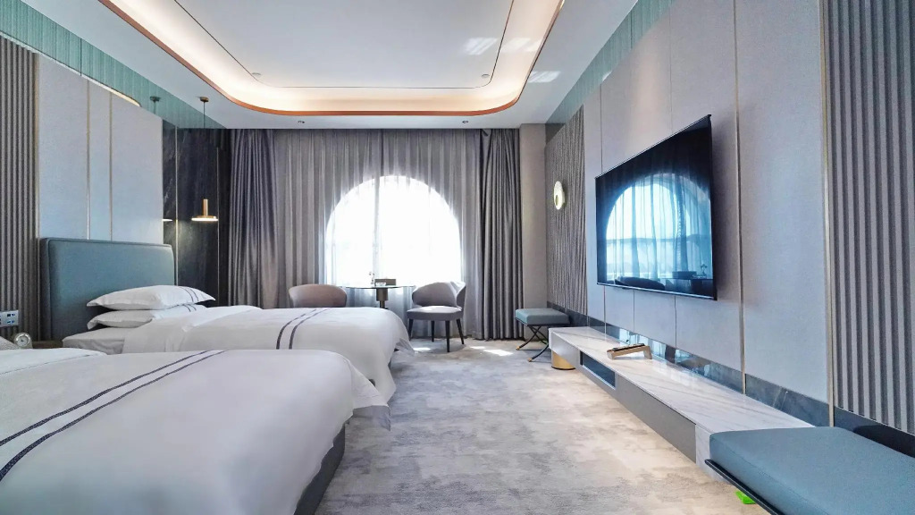 Royal International Hotel