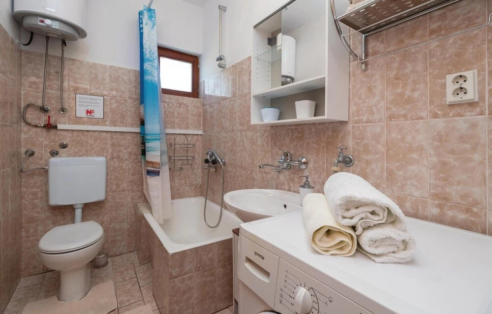 Awesome Home in Zadar With Wifi and 2 Bedrooms