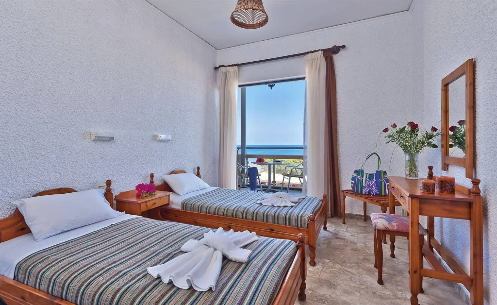 Elia Apartments