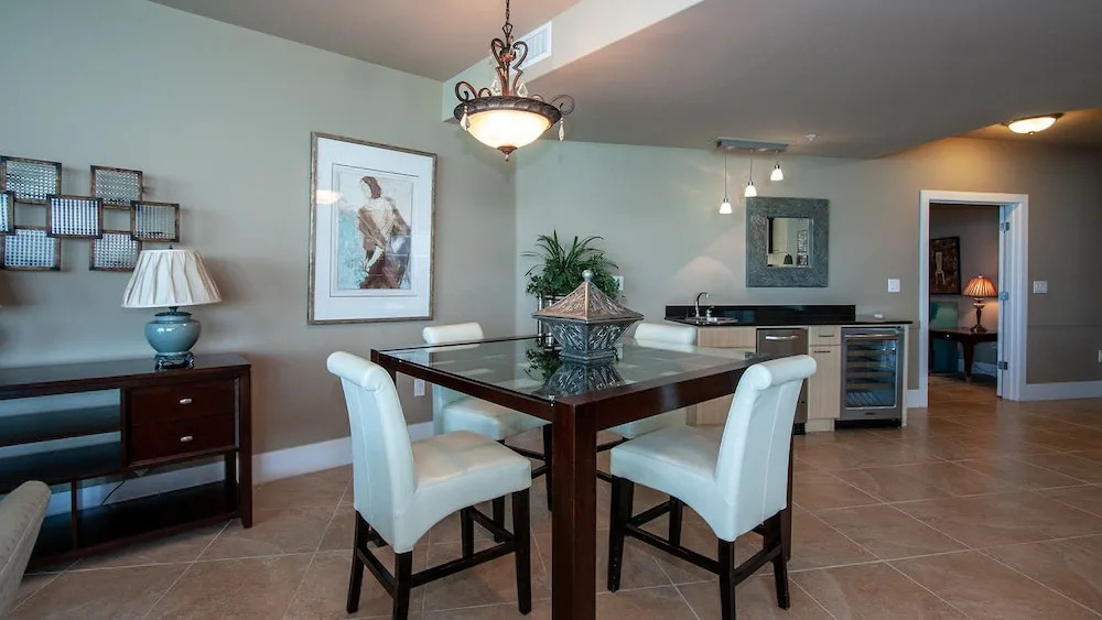 Beach Haven With Wraparound View - Unit Crc0907