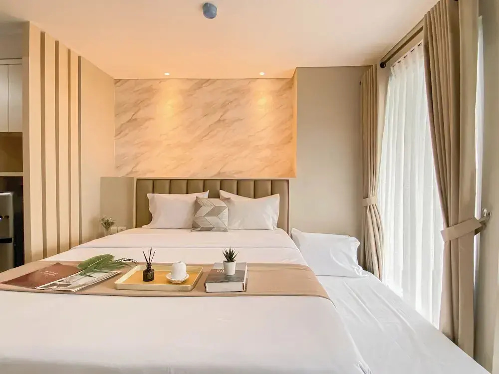 Modern Studio At Lrt City Sentul - Royal Sentul Park Apartment