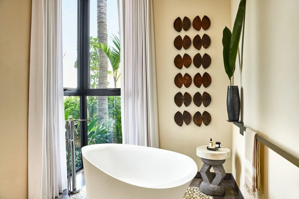 Susurros del Corazón, Auberge Collection