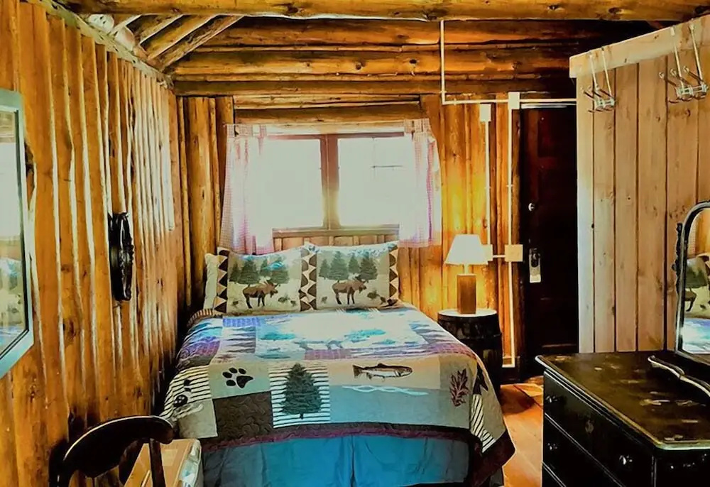 Grizzly Lodge