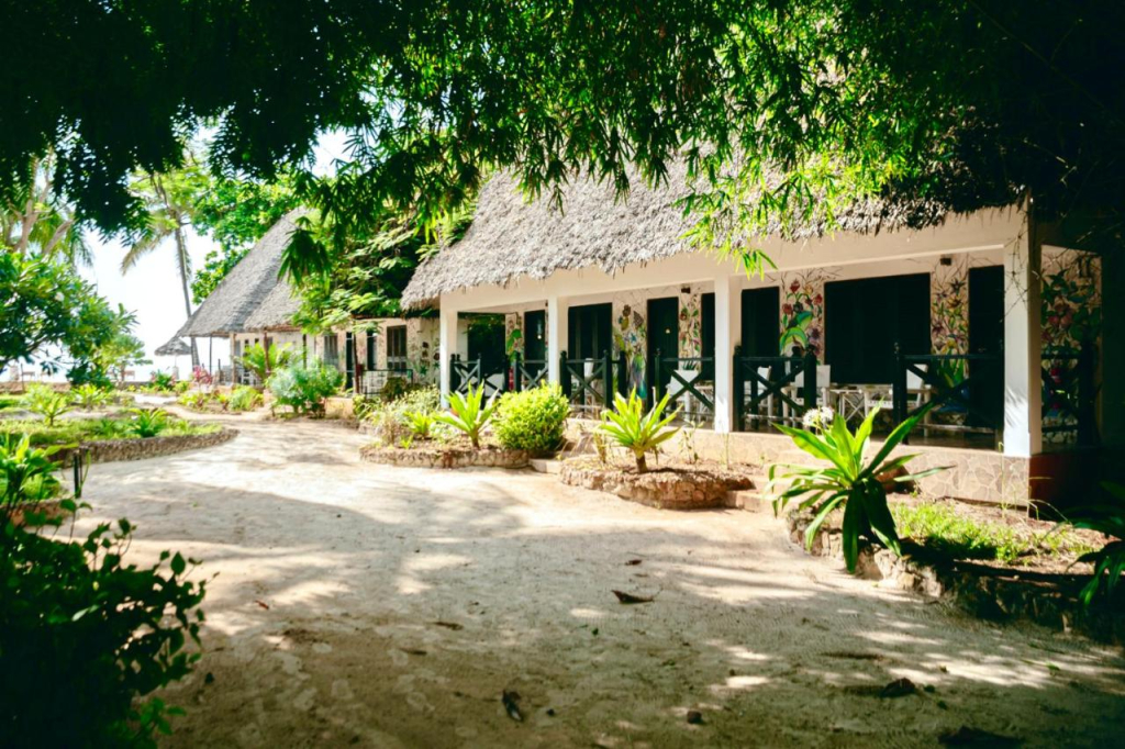 Mambo Ocean Resort