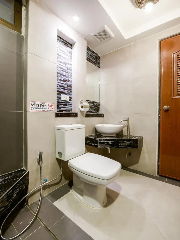 OYO 458 Nakorn Siam Boutique