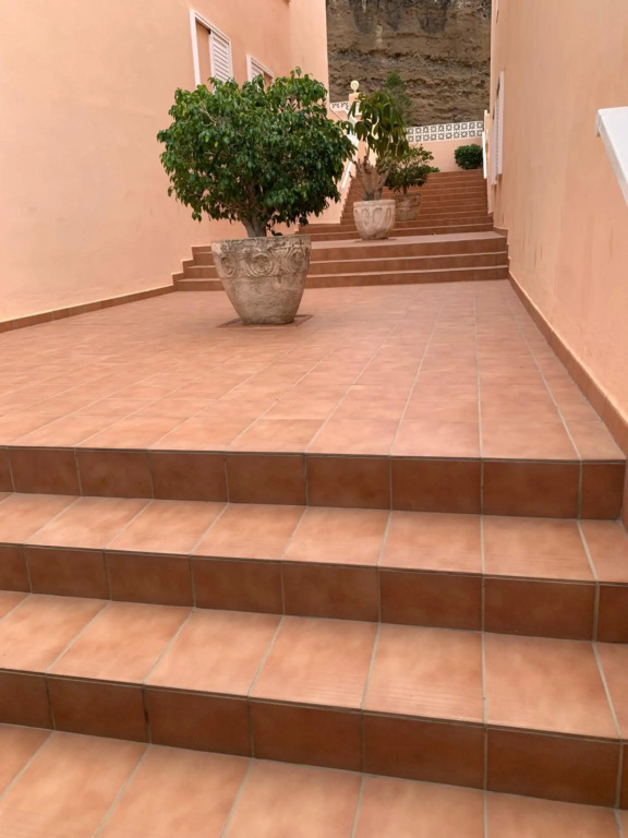 Comfortable Apartment Los Cristianos. Free Wifi.