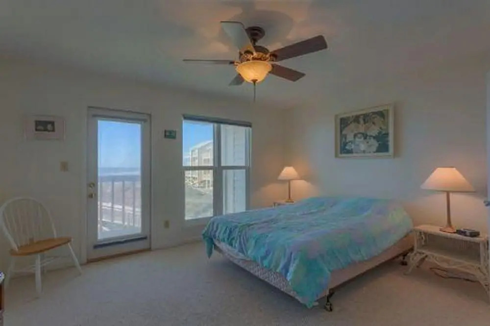 Sea Cliff B-2 Apartment 3 Bedroom