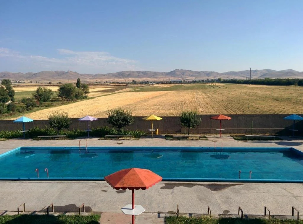 Erazank Hotel