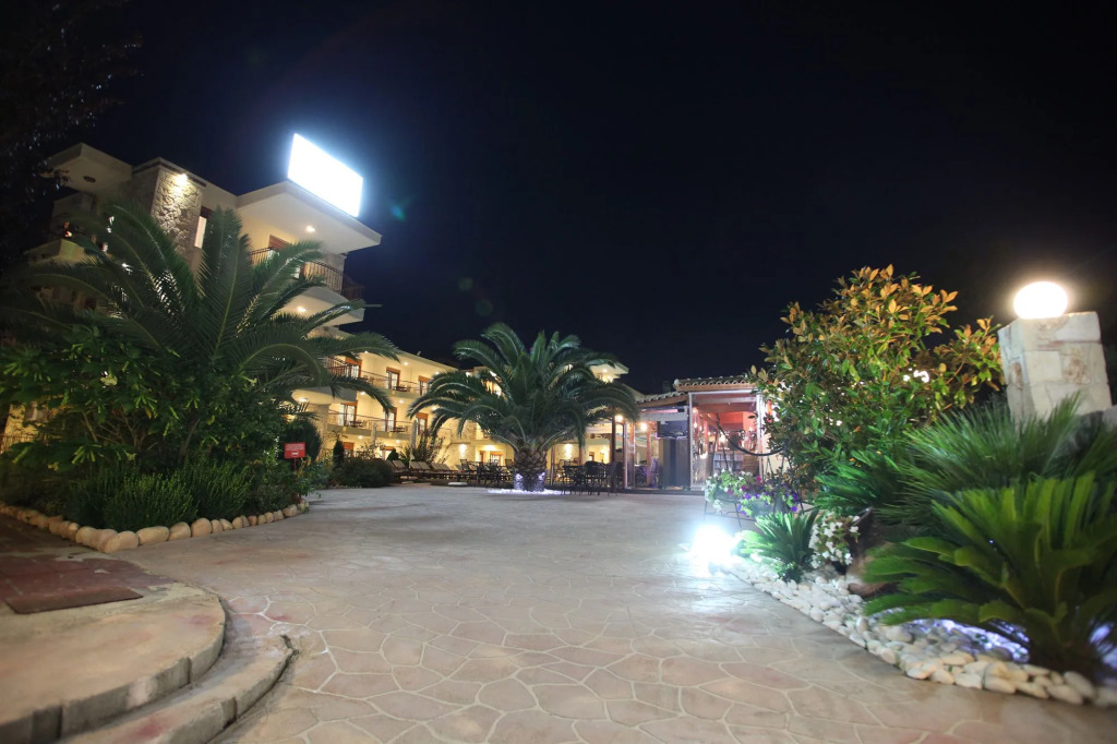 Nereides Hotel