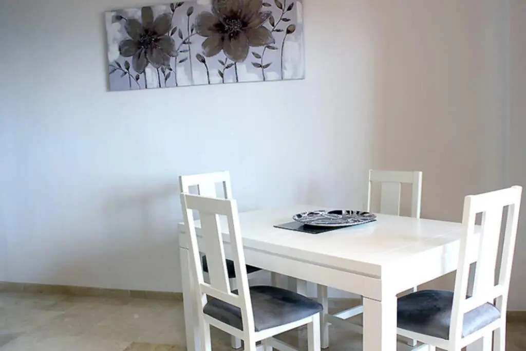 Bel appartement raffiné à 600 m de la plage