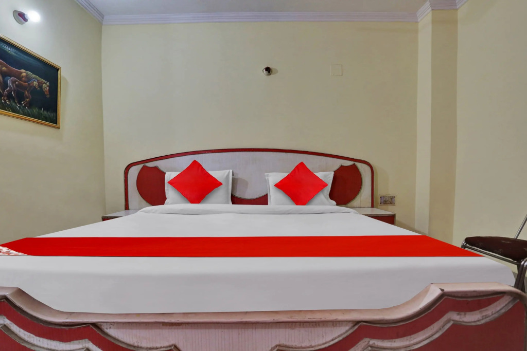 Hotel O Abhishek Residency