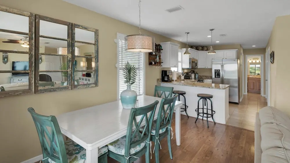 Beachwood Villas 10C - 2 Complex Pools, Tennis, Modern Coastal Charm