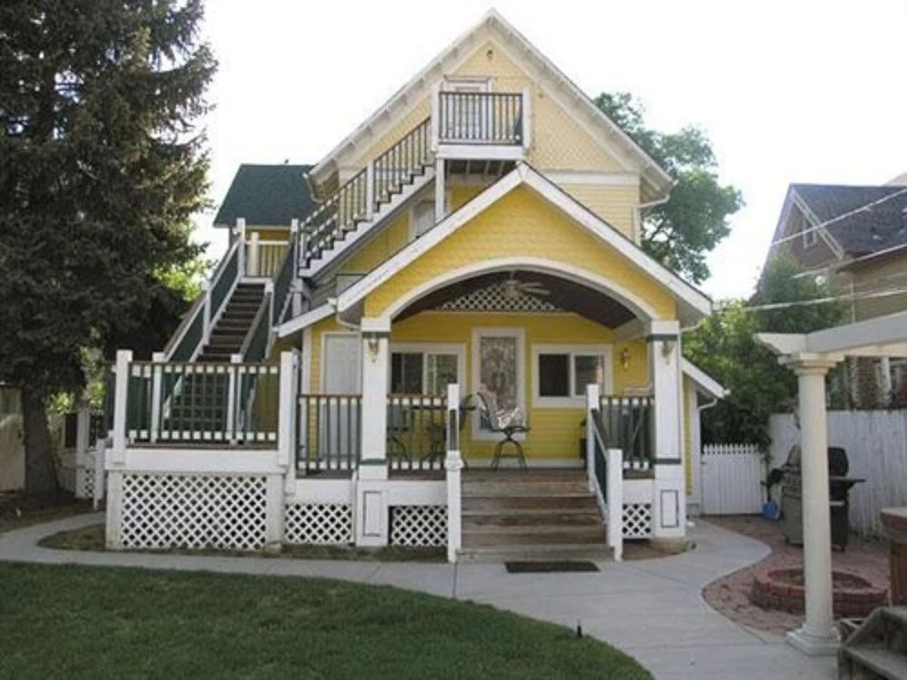 Lennox House Bed & Breakfast