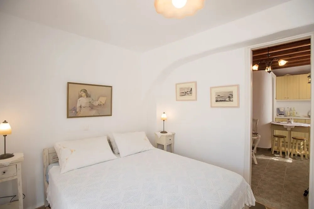 Villa Anemoessa Olive Green with Pool