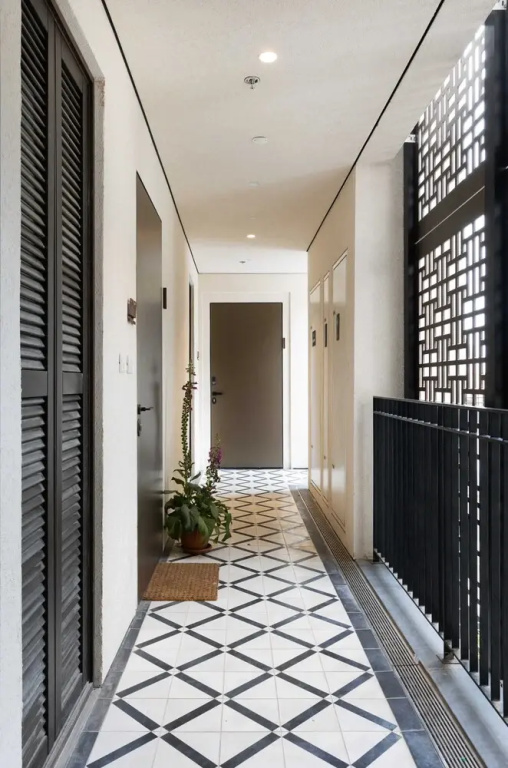 Netas Art by TLV2RENT