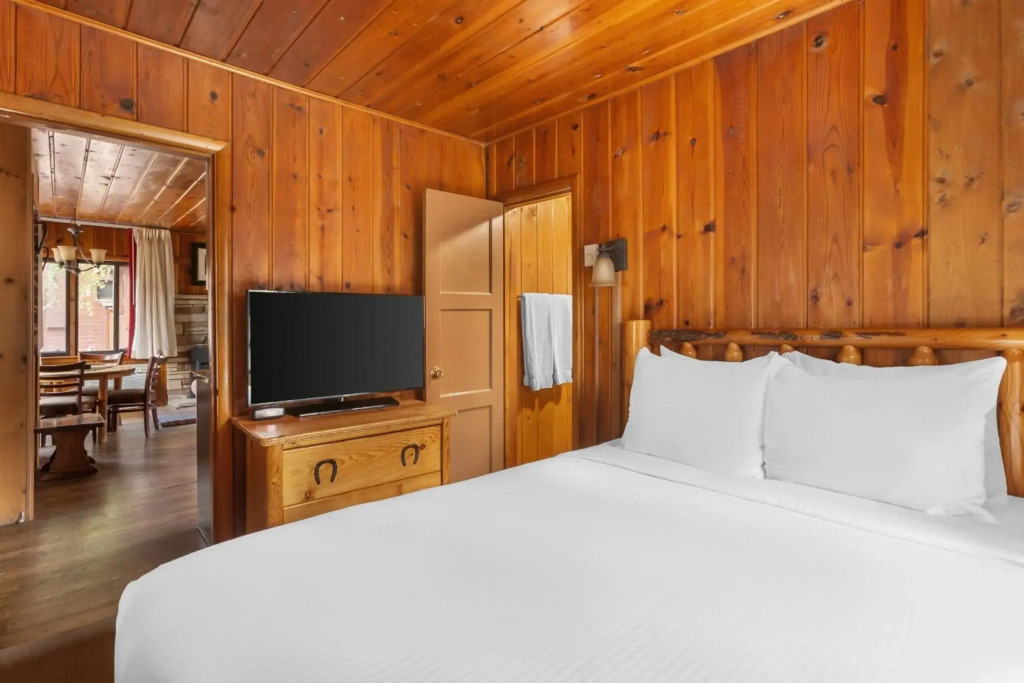 Kohls Ranch Lodge