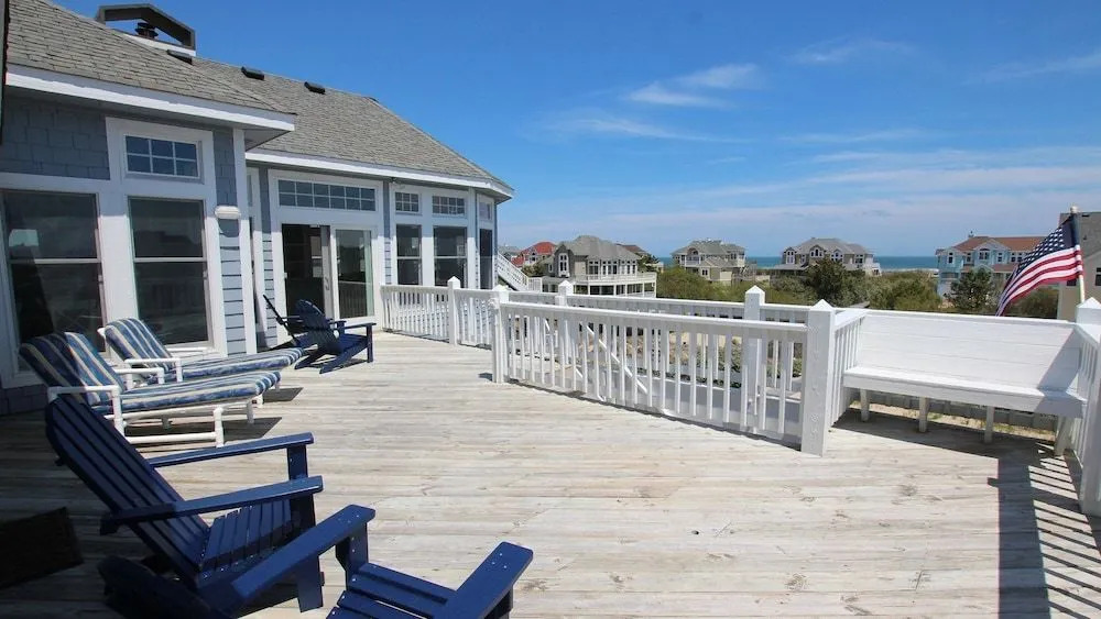 Beach Magic - 5 Br home by RedAwning