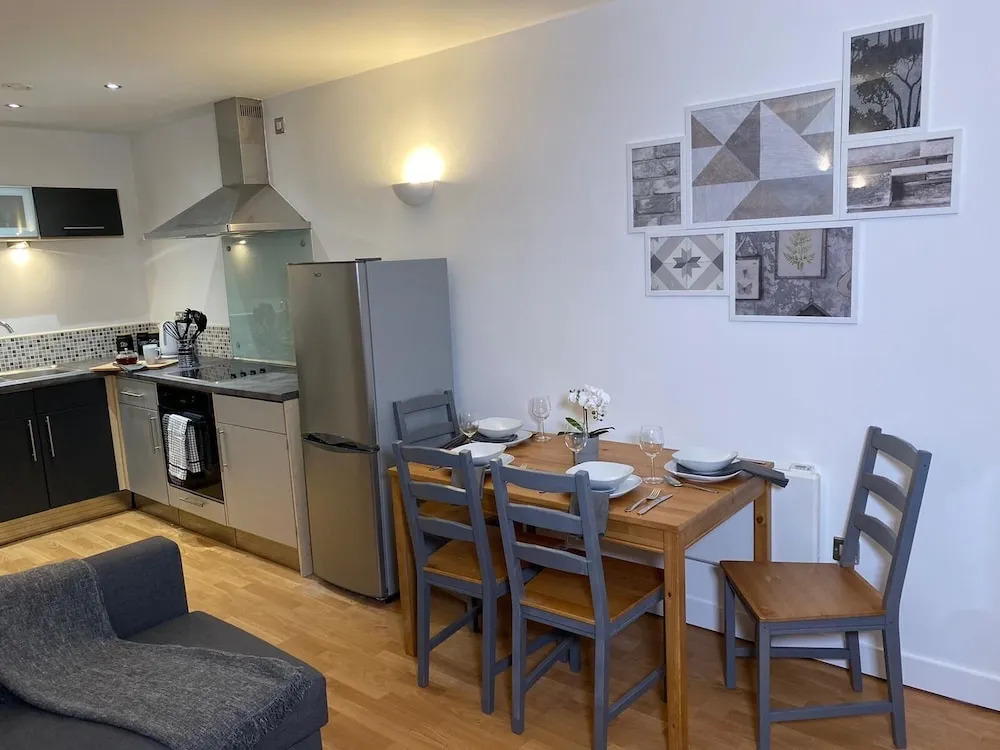 West One Aspect - City Apartment With A View