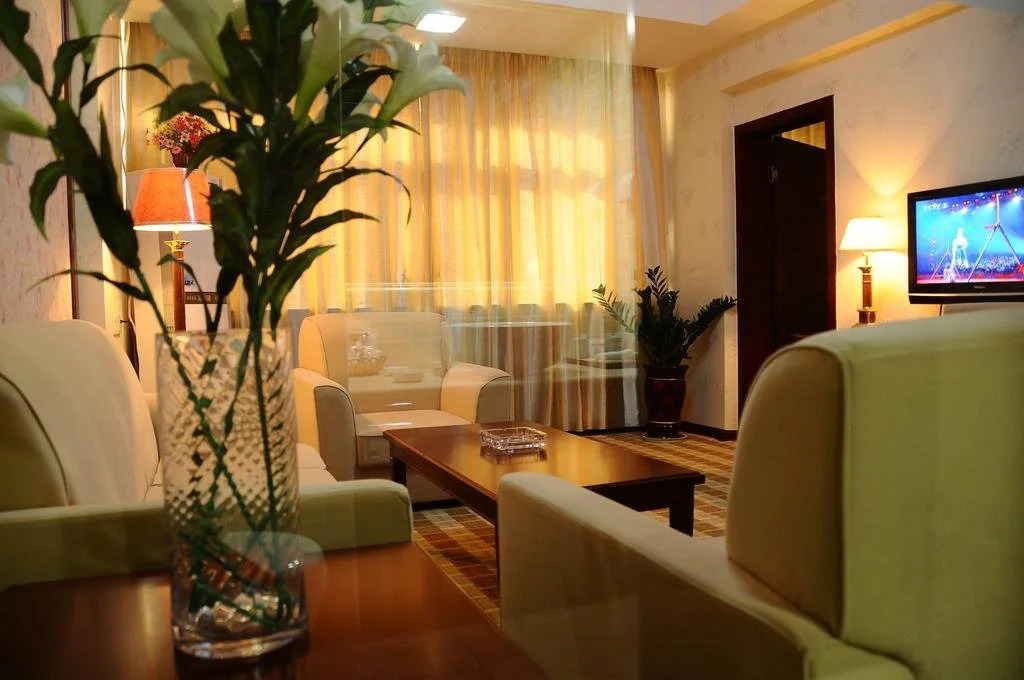 Zhongwei Wanrui Hotel