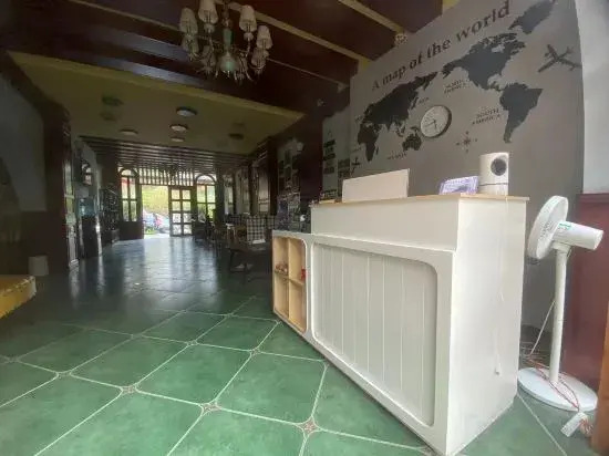 Libo Huating Lanshe Inn No.2 Branch
