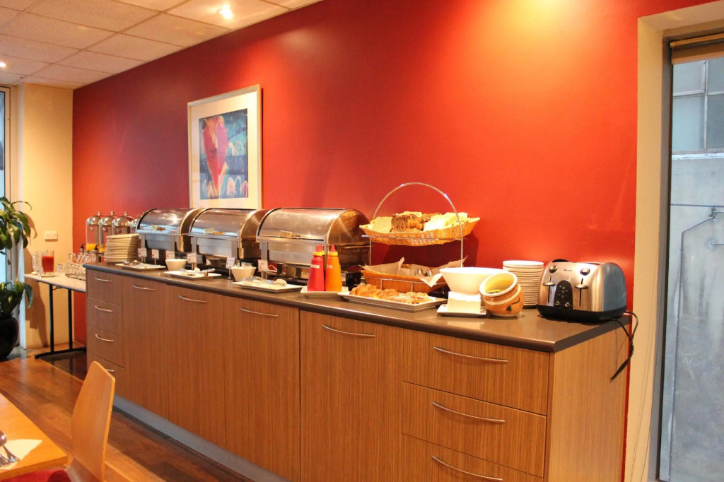 YEHS Hotel Melbourne CBD