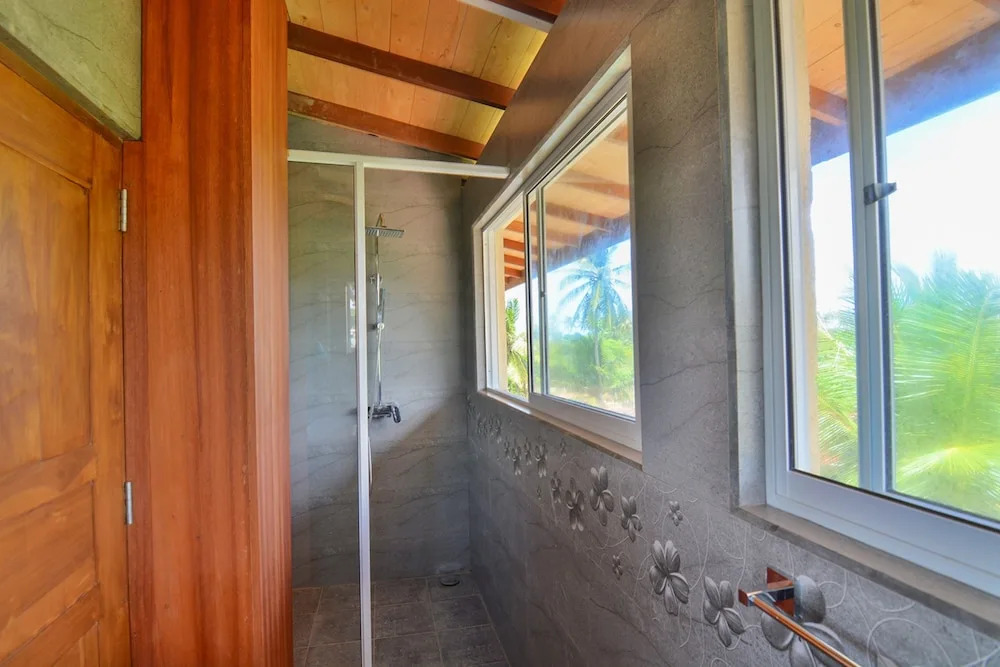 New Wave Beach Resort Unawatuna