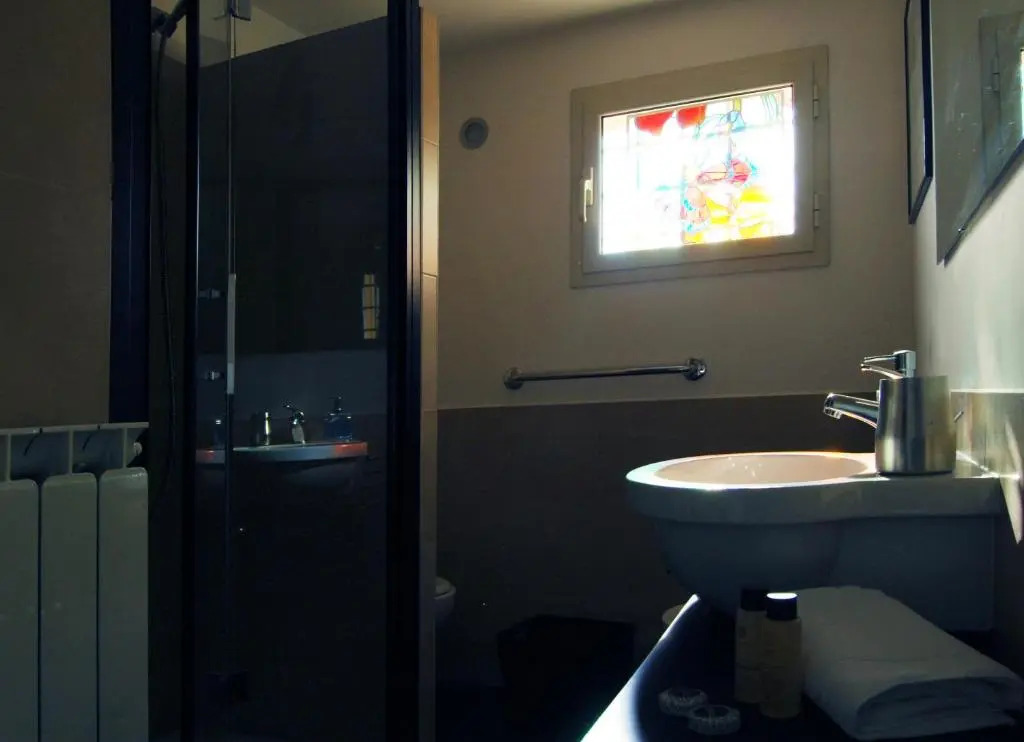 Michelangelo Charmsuite